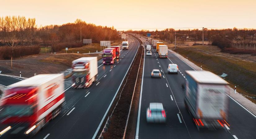 Korábban érkezett a jó hír az M4-es autóúttal kapcsolatban