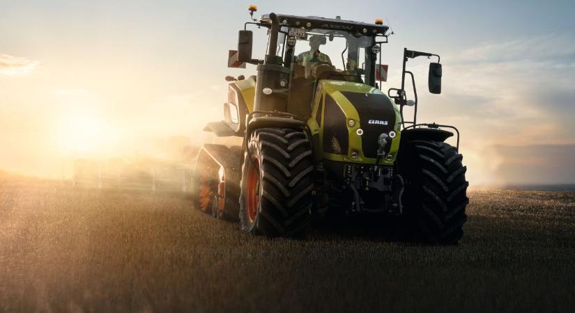 Úttörő Claas traktor: üzemanyag-takarékos, talajkímélő, bivalyerős