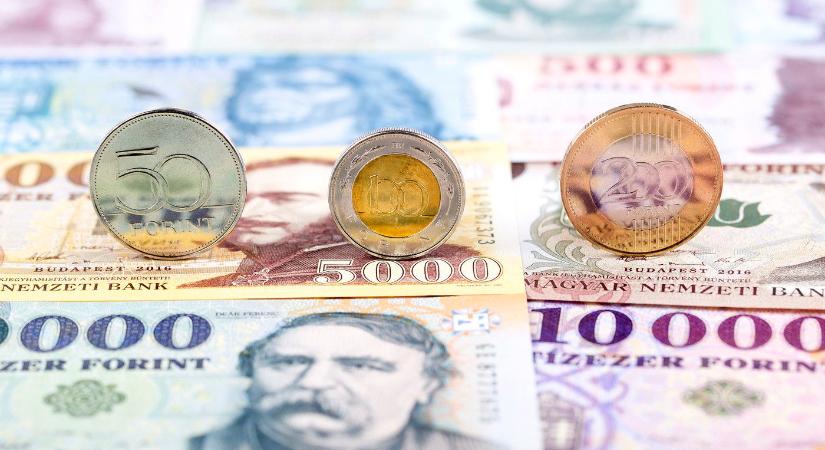 Ez a magyar fémpénz tízszeresét éri az értékének, a hátulján van a különleges jel