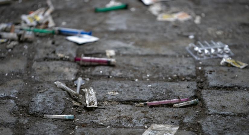 Droghelyzet Magyarországon: „Mondhatnak bármint, akit itt látsz, annak a 99 százaléka függő”