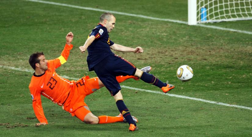 15 éve, hogy megszületett a spanyol futball történelmének legfontosabb gólja