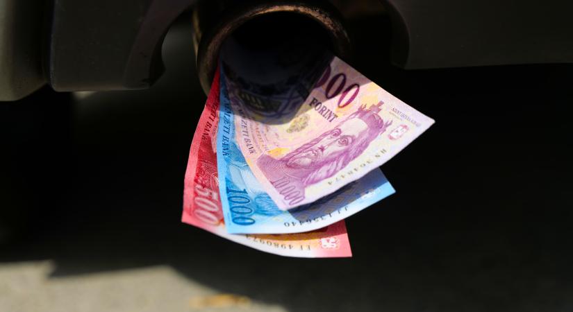 Megjött a bejelentés: így alakul holnaptól a benzin ára