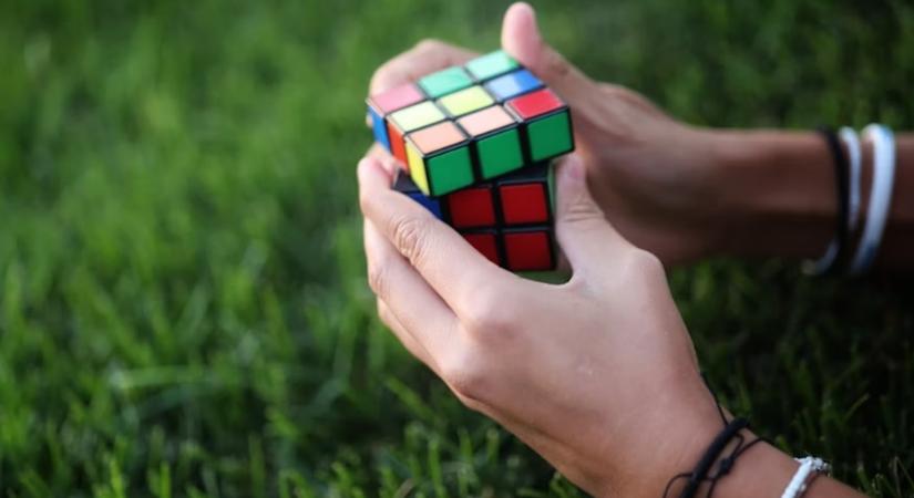 Rubik-kocka – Egy színes játék, amely felforgatta a világot