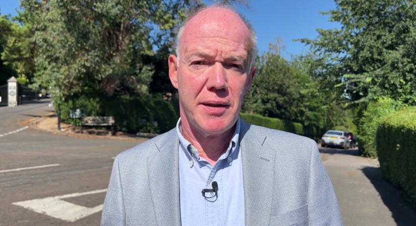 Nagy-Britannia több ezer migránst küldhet vissza Franciaországba  videó