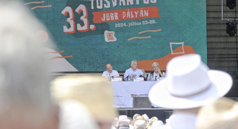 Magyar Péter szívesen beszélgetne a Tusványos nagyszínpadán Orbán Viktorral
