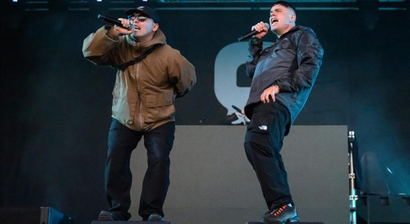 A Mazsihisz a Kneecap Szigetes fellépéséről: Az antiszemitizmus hirdetése nem a kulturális sokszínűség része