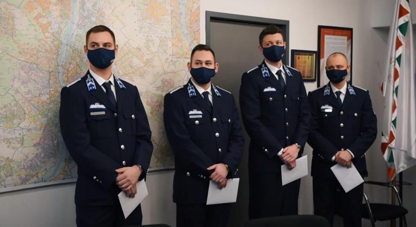 Négy budapesti rendőr is jutalmat kapott egy életmentés miatt