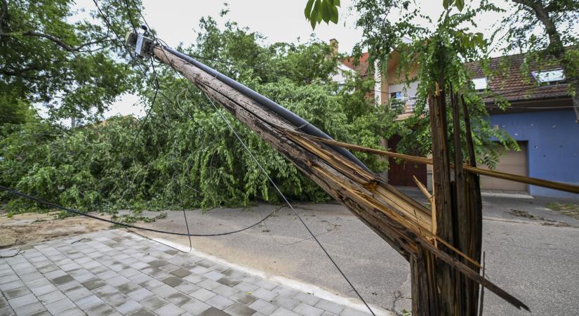 Tizenöt otthon helyreállítása kezdődött Tiszakeszin és Tiszatarjánban