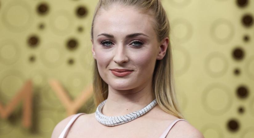 Kibékült a párjával Sophie Turner, itt kapták őket lencsevégre