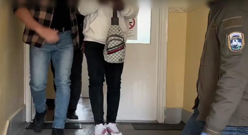 Romantikus csalás: nigéria férfit fogtak el a hajdú-bihariak