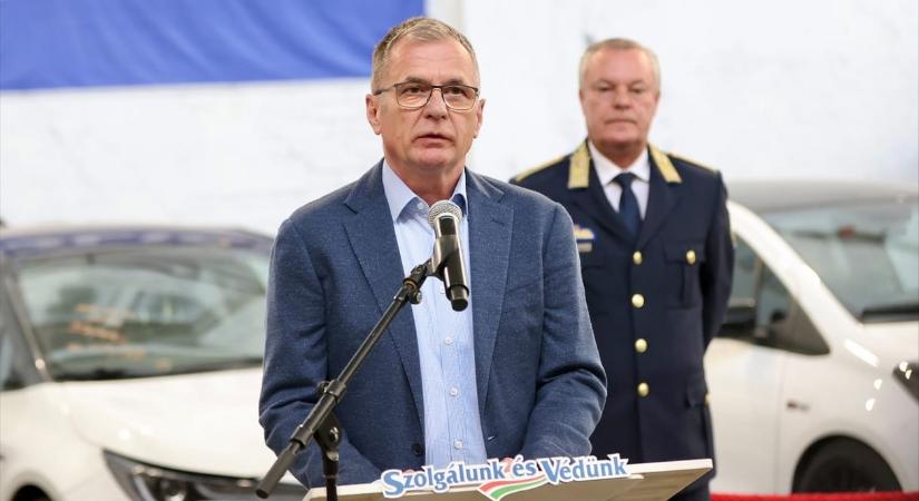 „Álljál be, szívjál be” – a drogügyi kormánybiztos Pogány Induló után most Bárány Attilának ment neki
