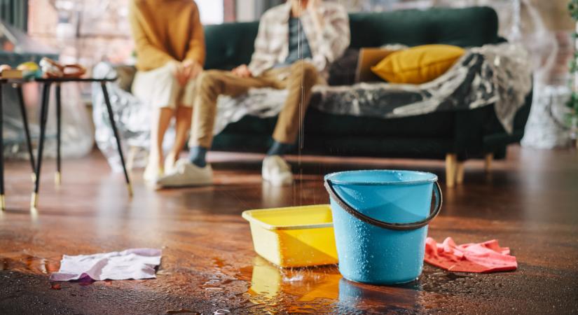 Letarolta az országot a vihar: brutális károkról érkeznek a jelentések, milliárdokban mérik a veszteséget