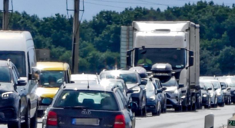 Inkább kerülje el ezt a szombathelyi útszakaszt, óriási a torlódás - fotók