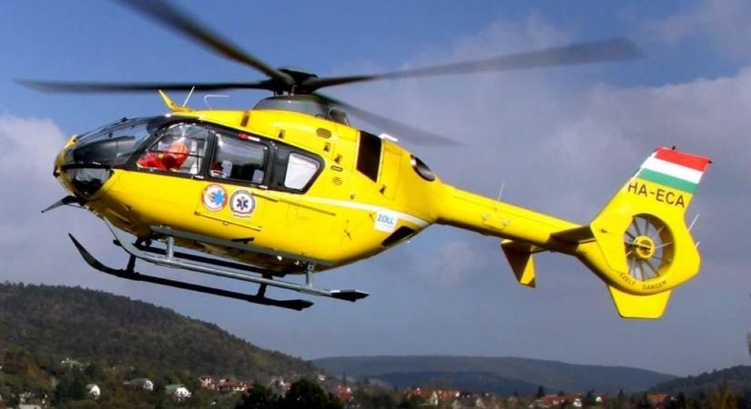 Elátkozott nap: újabb baleset történt az M1-esen, mentőhelikopter érkezett a helyszínre