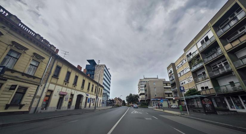 Zuhan a hőmérséklet Vasban, fekete felhők gyülekeznek