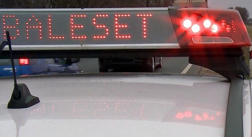 Három autó ütközött össze Debrecenben