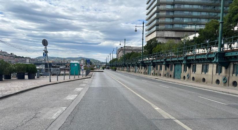 Fulladozik a Belváros a dugóktól, a rakpart közben kong az ürességtől, Karácsony Gergely pedig szabadságon van három hétig