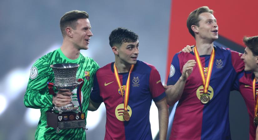 Flick közölte sztárjátékosával, nem szerepel a terveiben – sajtóhír