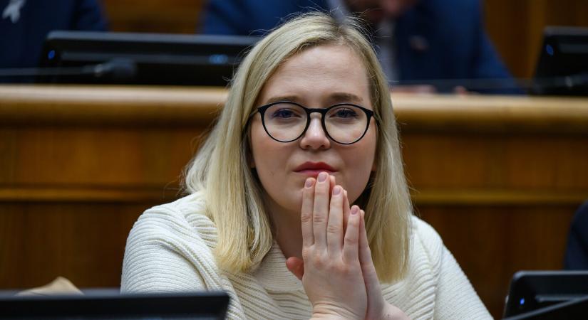 Marcinková szerint a kormány köteles támogatni az oroszellenes szankciókat