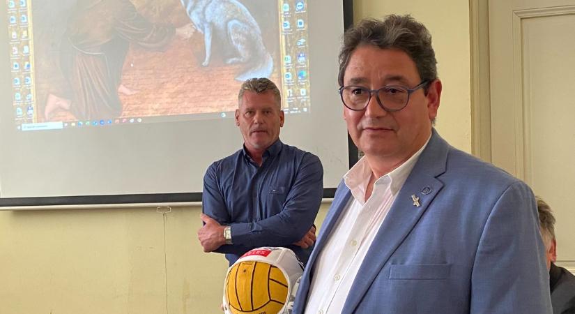 Dr. Merkely Béla látogatta meg a kecskeméti szegényeket, rendkívül fontos témában szólt hozzájuk