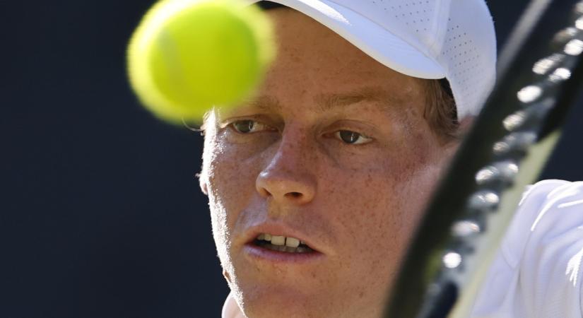 Wimbledon: a világelső Sinner lesz a címvédő Alcaraz ellenfele a döntőben