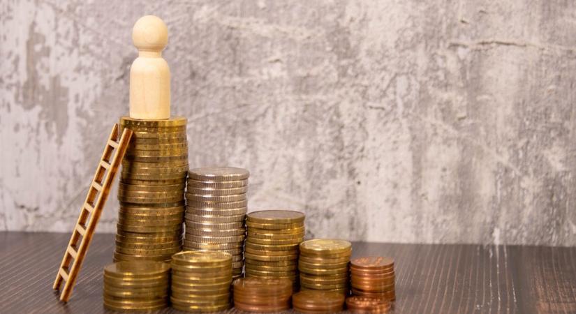 NAV-inkasszó terheli a vállalkozás bankszámláját – mi a helyes eljárás a munkabérek kifizetésénél?