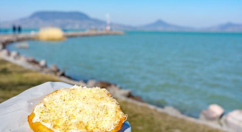 Miért nem omlik össze a Balatoni turizmus? Egy szegedi lángosos elmondja a valódi okokat