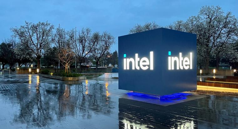 Intel CEO: „Már nem vagyunk a 10 legnagyobb félvezetőgyártó között”