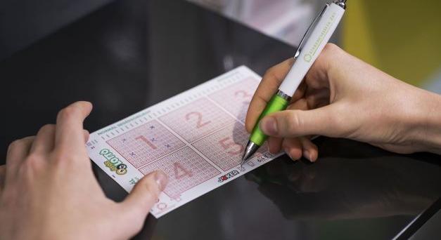 Minden idők egyik legnagyobb nyereménye várja gazdáját az Ötöslottón szombaton