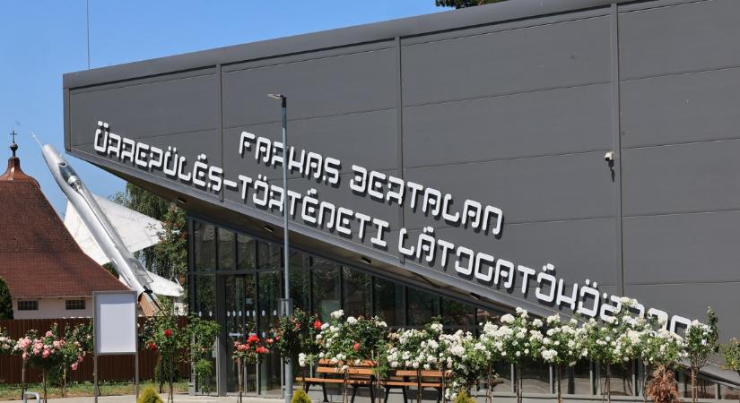 Szellemházként áll a Farkas Bertalan-űrközpont - Az ígéretekből egyelőre nem sok minden lett