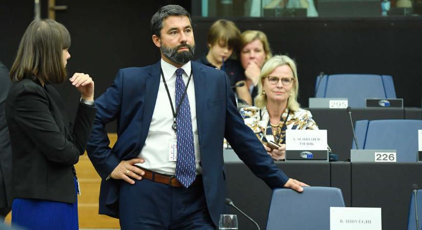 Hidvéghi: Felháborító, hogy az Európai Bizottság elutasította a Minority SafePacket