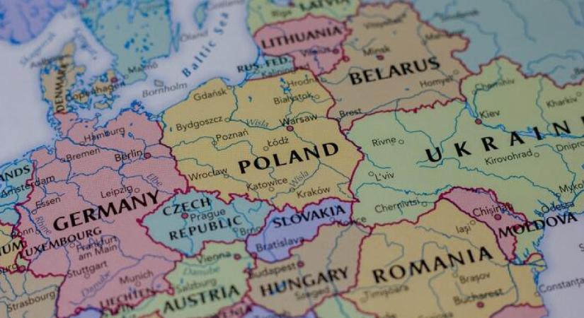 Lengyelország éjjel bevetette vadászgépeit Oroszország miatt