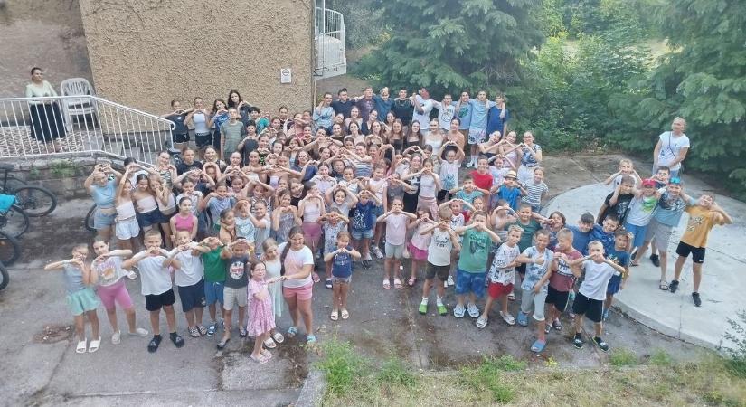 „Ottalvós” táborban készülnek a táncosok