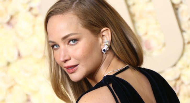 Jennifer Lawrence gátlások nélkül vetkőzött le a kamerák előtt