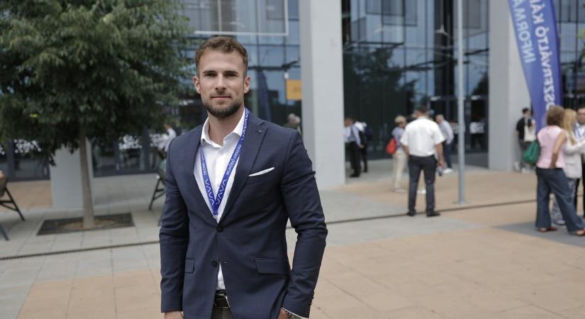 Juhász Bence megmondta, mit gondol Magyar Péterről