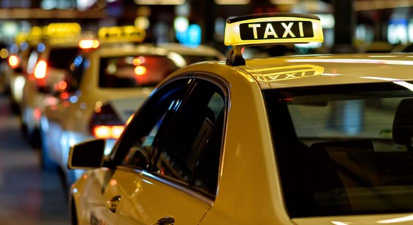 Új módszerrel verik át utasaikat a taxisok