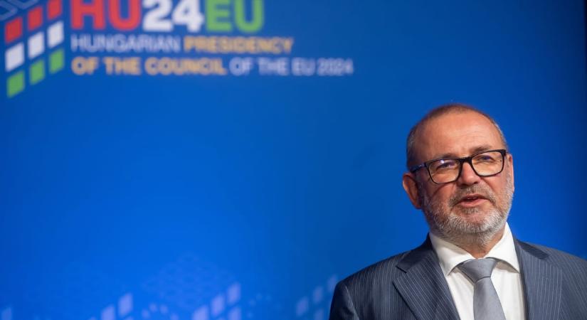 A kormány bejelentette, hogy nem épül meg a bős-nagymarosi vízlépcsőrendszer