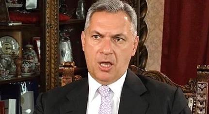 Lázár János csak remélni tudja, hogy a Fidesz nem bukik bele Varga Judit hatalmas hibájába