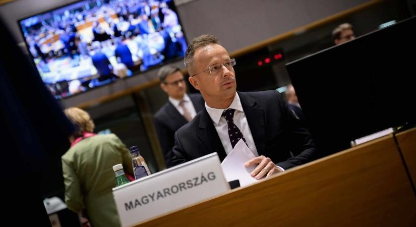 Megérkezett a magyar kormány első reakciója Trump európai vámjaira: "Jöjjenek végre a patrióták"