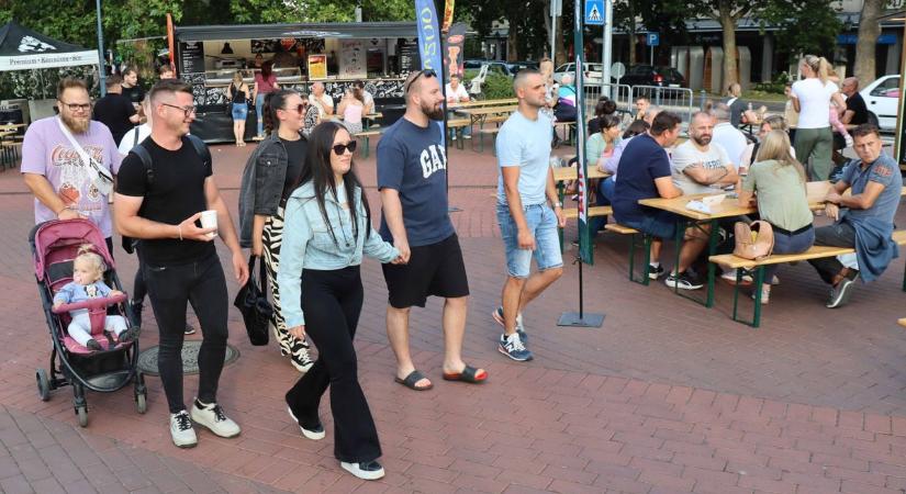 Új helyszínen kóstolhatjuk a makói sörfesztivál különlegességeit, de az áraktól leesett az állunk – galériával
