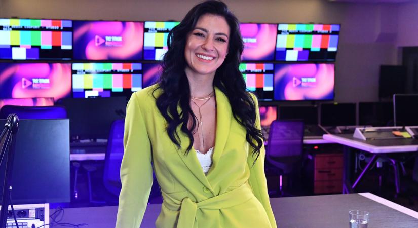 Titokzatos férfival ünnepelte a 33. szülinapját Stana Alexandra: újra foglalt a szíve? - közös fotó