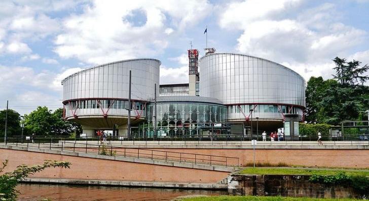 Egy távoli, hiteltelen „bíróság" ítéleteinek vetnék alá a társadalmat