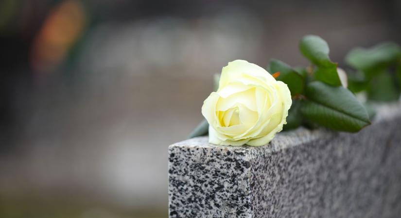 Végső búcsú Illyés Endréné Ötvös Tündétől a Béla úton