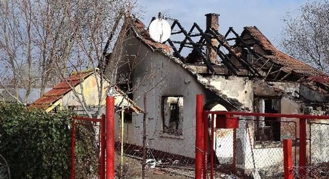 Testvérhorror Mórahalmon: Zoltán még élt, amikor részeg bátyja rágyújtotta a házat
