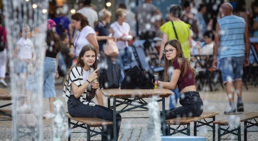 Az ostor és a kalapács is előkerült a Szoboszlói Folkhétvégén – fotókkal