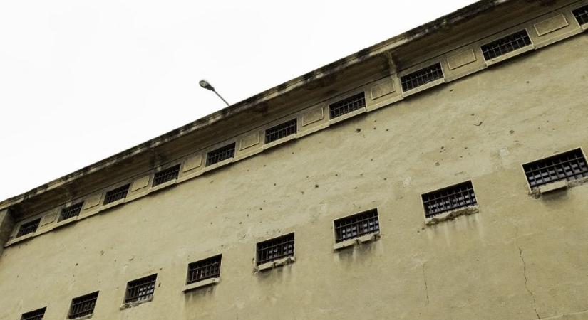 Döbbenetes módon szökött meg egy rab egy francia börtönből, csak 24 órával később vették észre