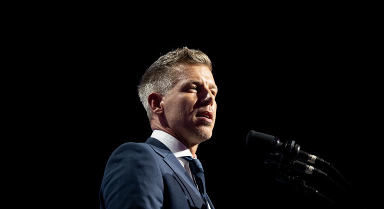 Bayer Zsolt szerint Magyar Péter egy p*cs, aki mindent elvett volt feleségétől