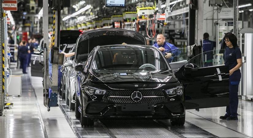 Gazdasági szenzáció: a németek Kecskemétre hozhatják a legkedveltebb Mercedes-modell gyártását