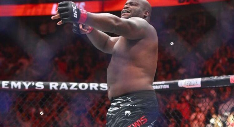 Derrick Lewis TKO-val győzte le Tallison Teixeirát a UFC Nashville főmeccsén, majd alsóra vetkőzött