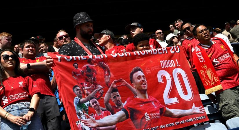 Diogo Jotára emlékeztek a Liverpool felkészülési meccsén, Szoboszlai gólpasszt adott